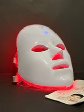 Cargar imagen en el visor de la galería, Máscara de belleza facial led
